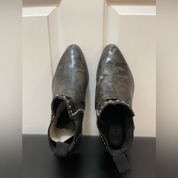 Zara Womens Ankle Boots Western Snake Print Size UK 38 US 7 Studed Pull On - Picture 3 of 7